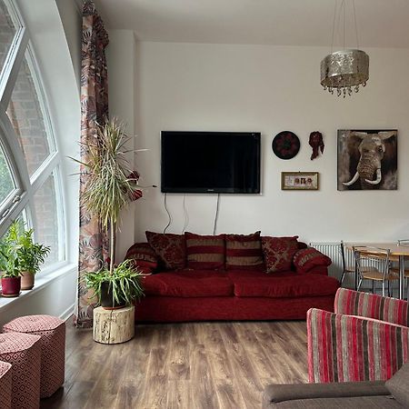 Stunning 2 Bedroom Apartment Glasgow Bagian luar foto