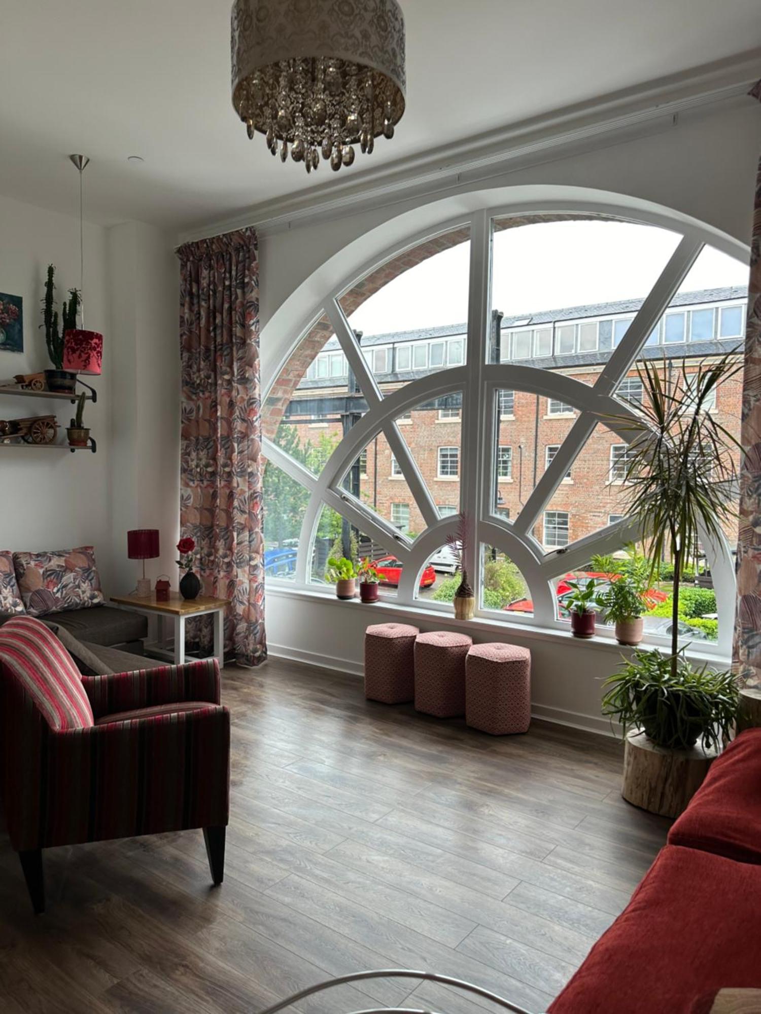 Stunning 2 Bedroom Apartment Glasgow Bagian luar foto