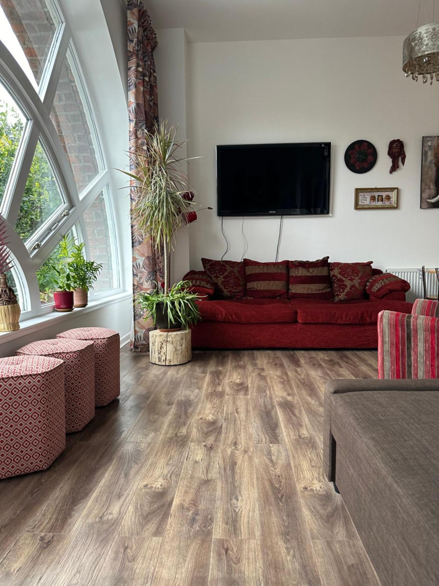 Stunning 2 Bedroom Apartment Glasgow Bagian luar foto
