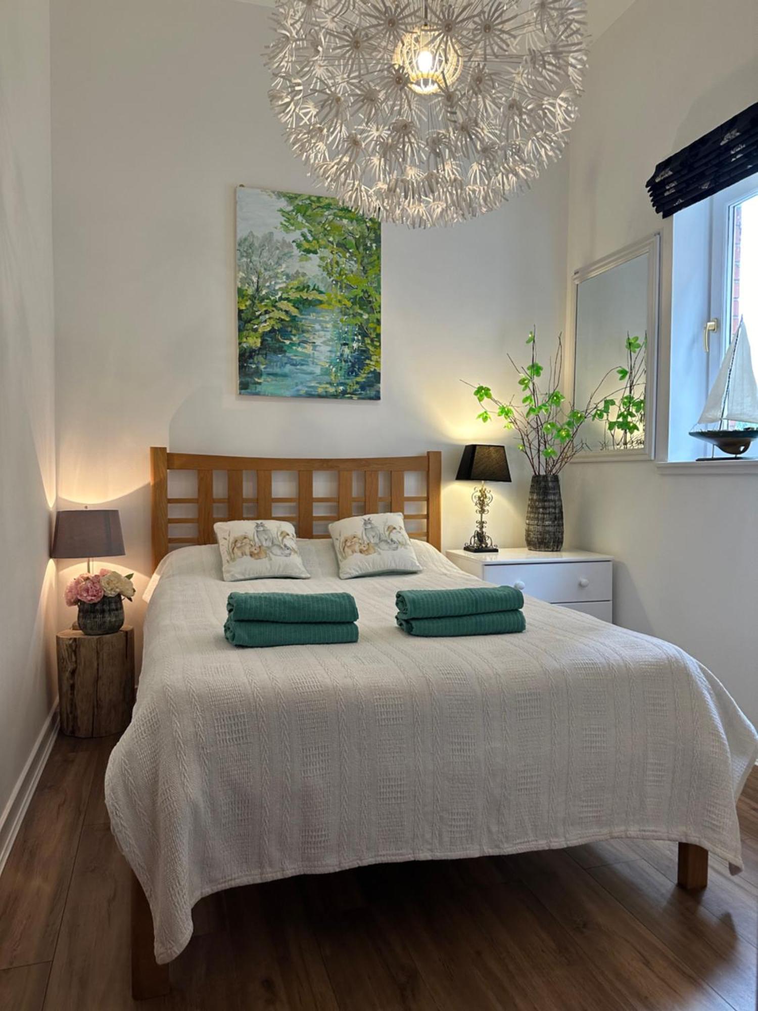 Stunning 2 Bedroom Apartment Glasgow Bagian luar foto