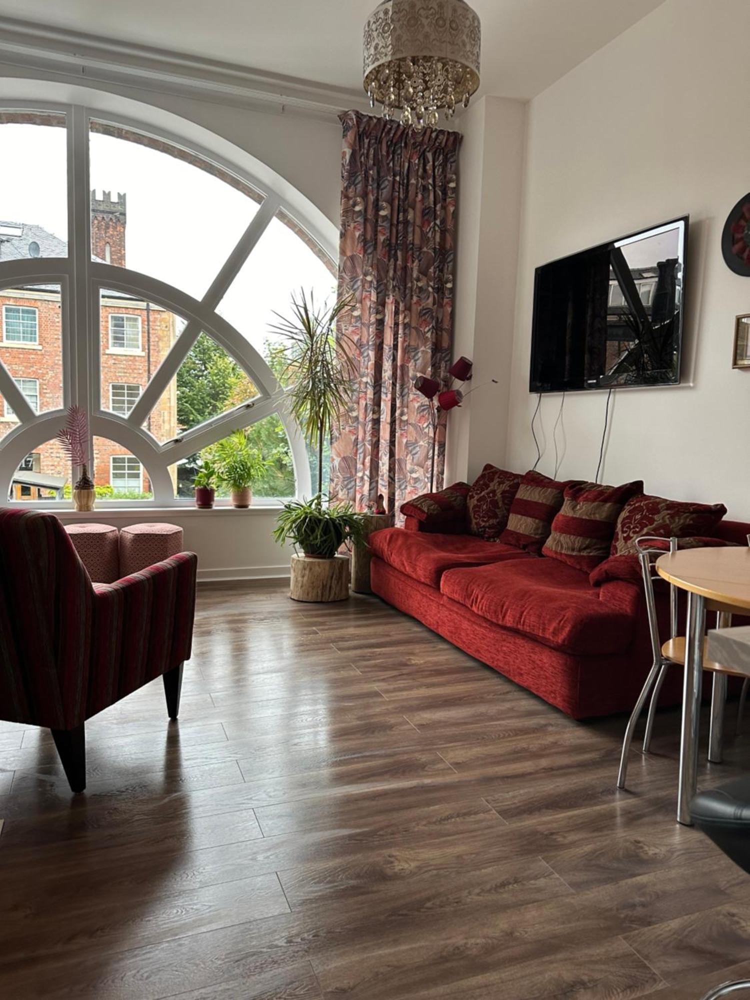 Stunning 2 Bedroom Apartment Glasgow Bagian luar foto